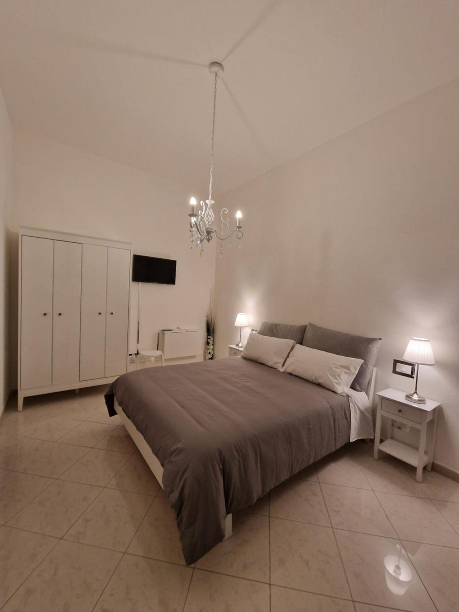 Apartamento Cinzia'S House Of Mirrors Pisa Exterior foto